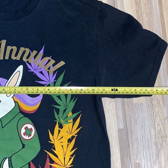 Men’s Rastafarian 4/20 event t shirt men’s M captain jack leaf plant Mary j puff - Picture 8 of 8